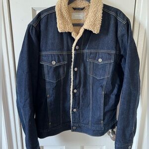 Everlane Fleece lined Trucker denim jacket